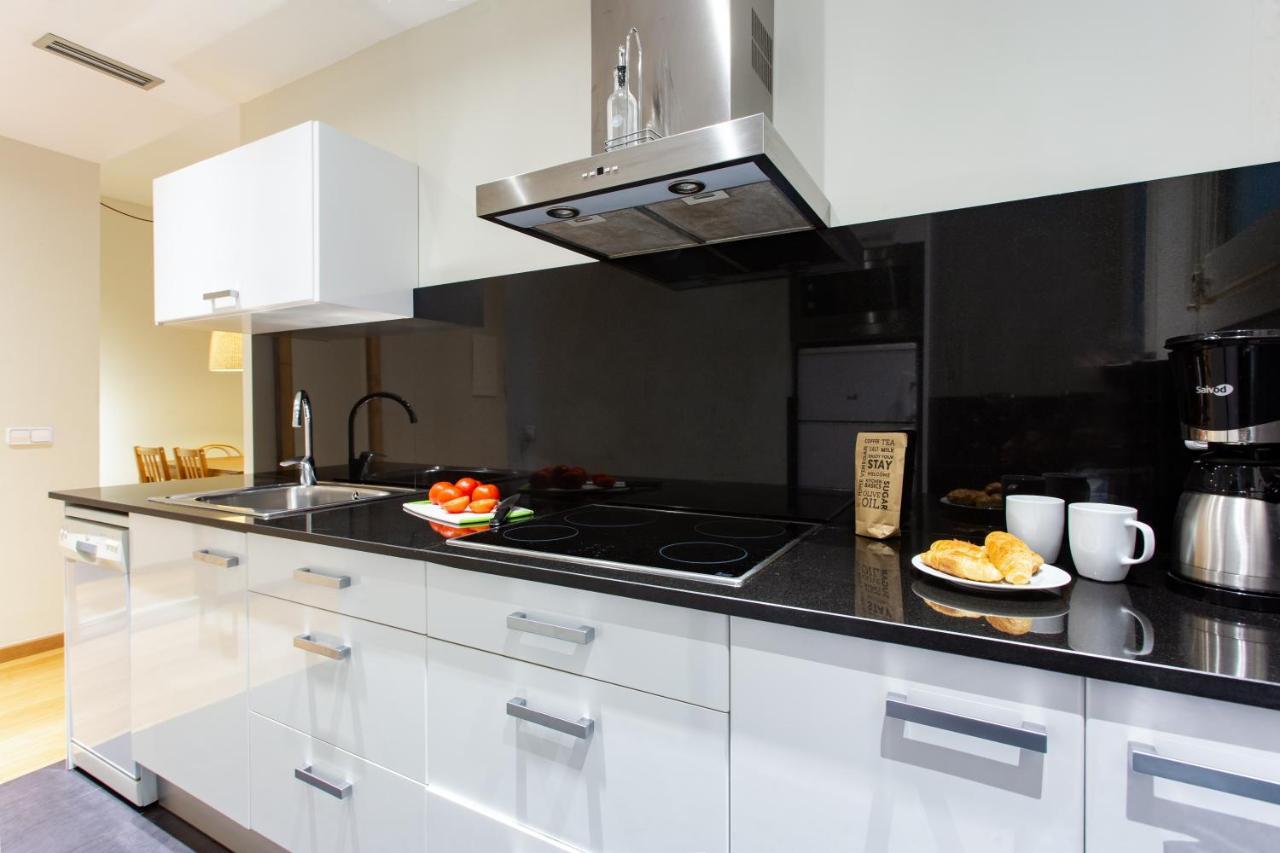 Friendly Rentals Gran Via Barcelona Zewnętrze zdjęcie
